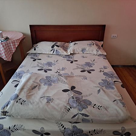 Albergue Camry Backpackers佳美背包客旅馆 Cuenca Exterior photo