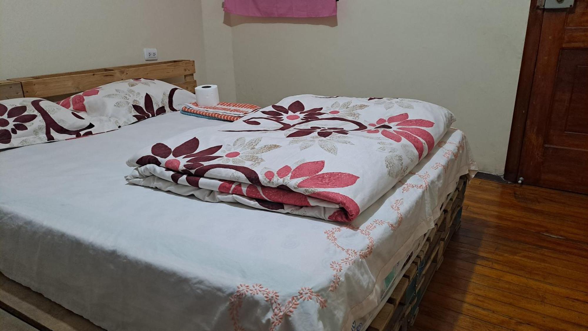 Albergue Camry Backpackers佳美背包客旅馆 Cuenca Exterior photo