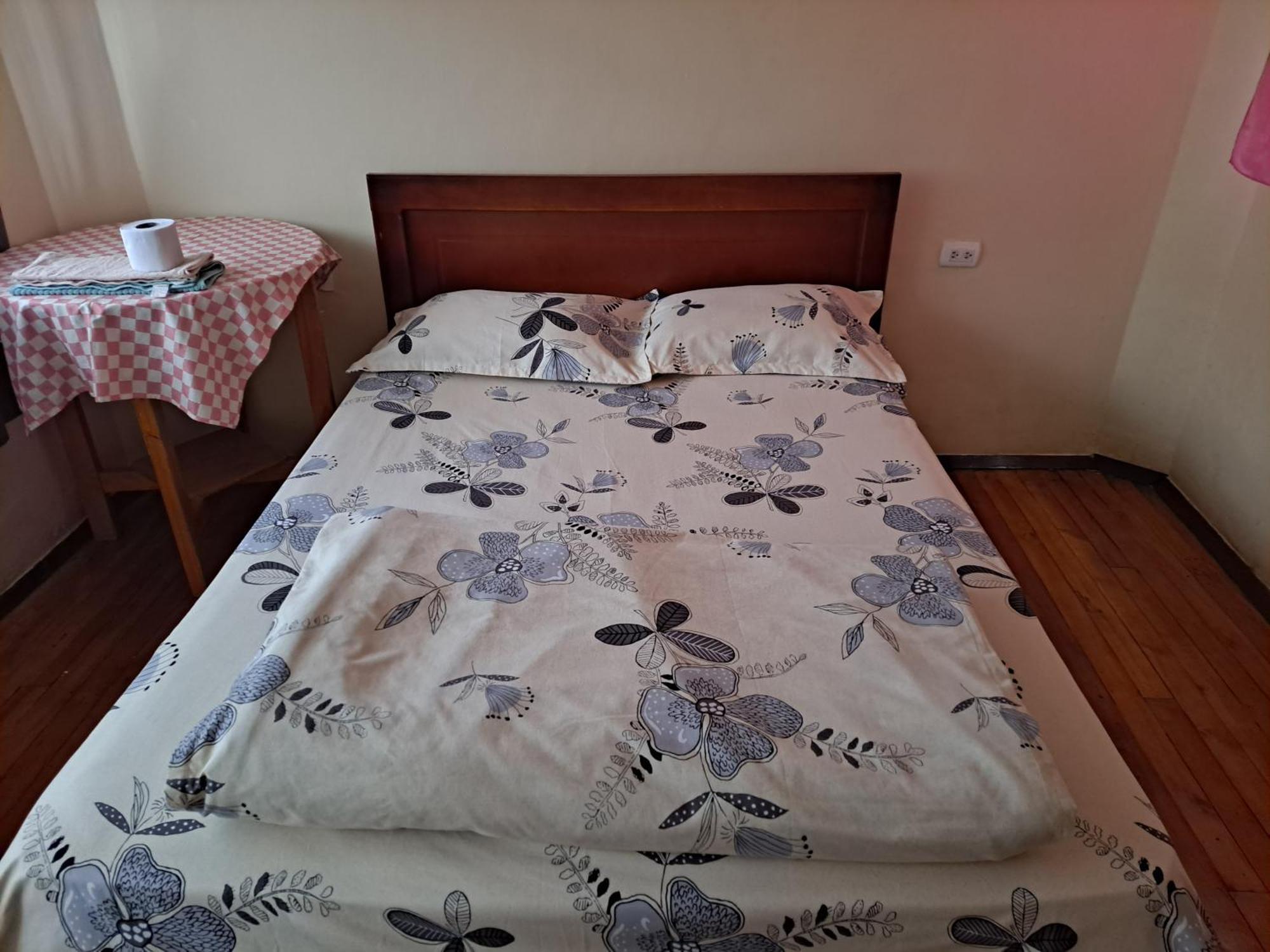 Albergue Camry Backpackers佳美背包客旅馆 Cuenca Exterior photo
